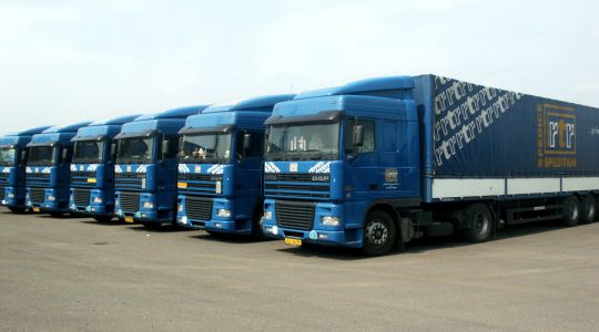 Kamionová doprava RTR - TRANSPORT A LOGISTIKA